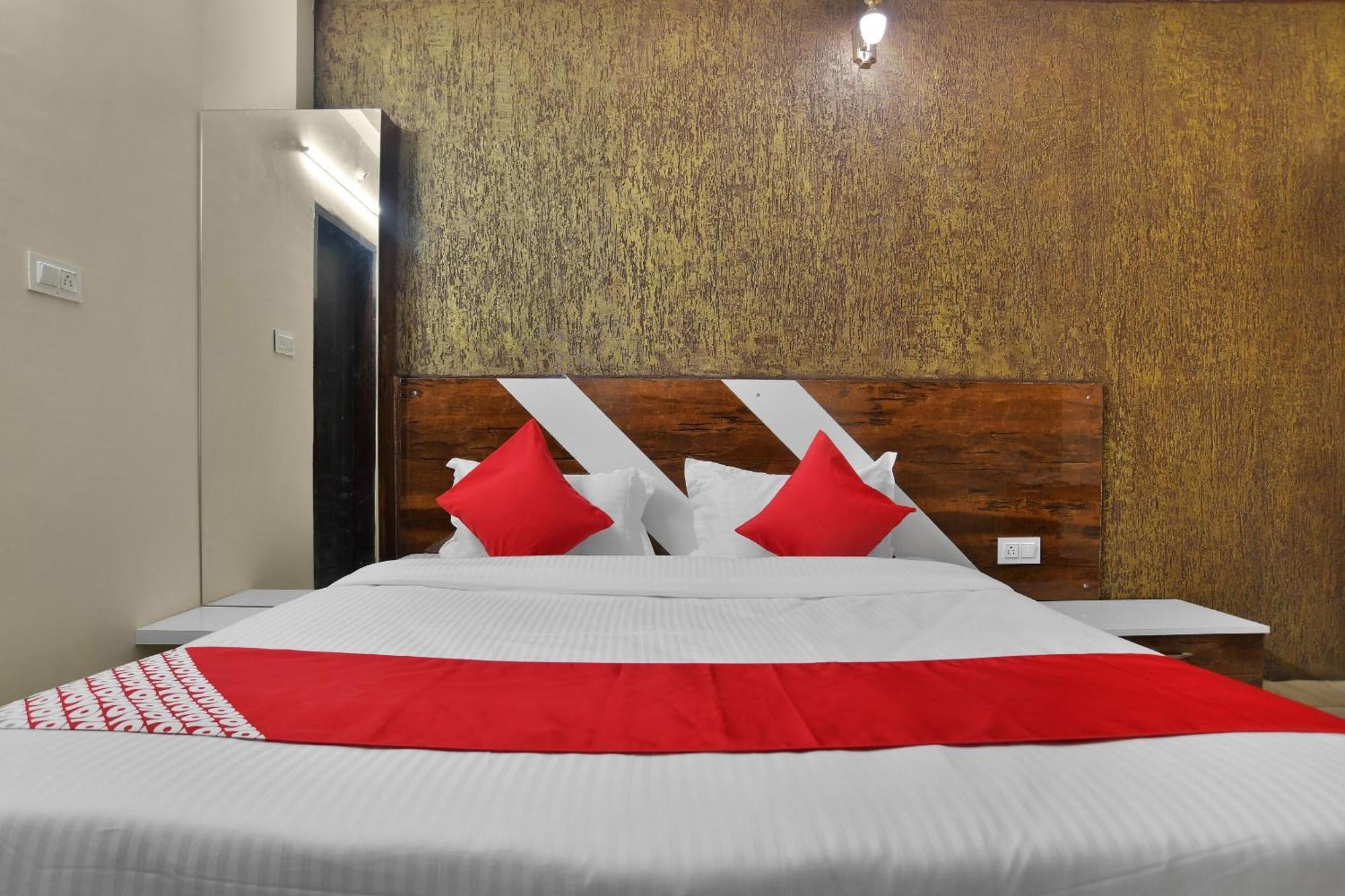 Hotel O Zodiac Indore Eksteriør billede