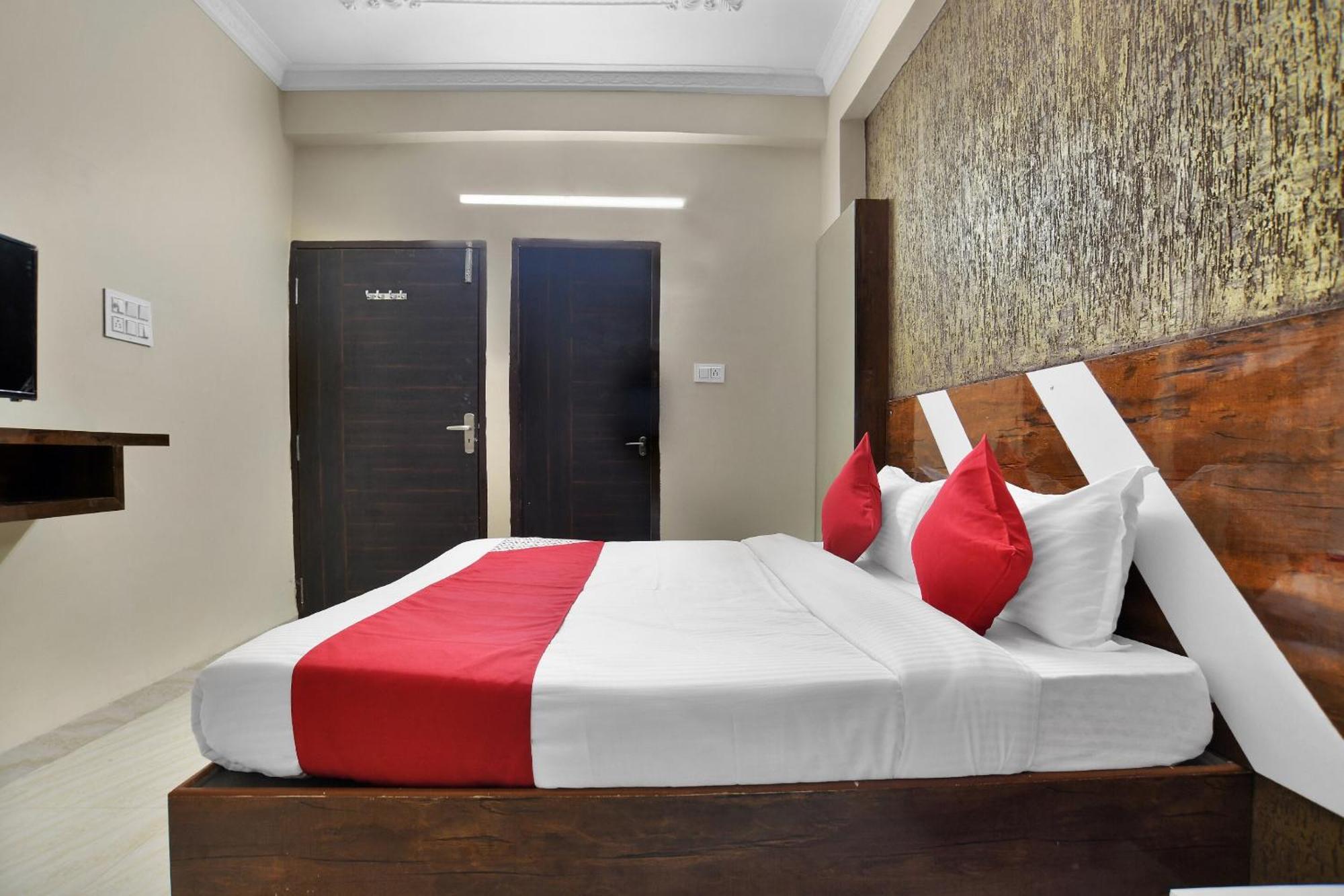 Hotel O Zodiac Indore Eksteriør billede